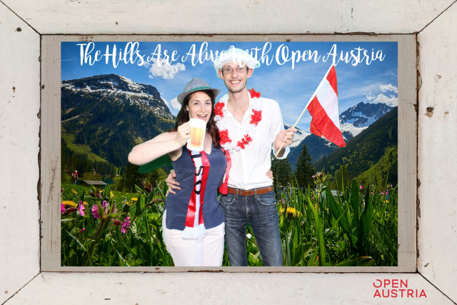 OPEN AUSTRIA: GREENSCREEN + OVERLAY