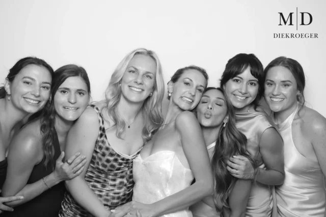 When the bride finally makes it over and everyone crowds in 😭🤍

Reserve your Glam Booth now, contact us at bookings@kandephotobooths.com 

#bridallook #modernweddingideas #weddingplanningideas  #bestweddingphotoboothinlasvegas #bestweddingphotoboothinbayarea