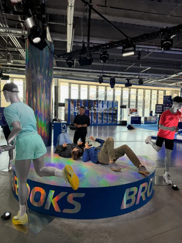 A 5 day activation at Brooks Hyperion House with @brooksrunning! We ran a custom overhead fisheye photo experience where lights and sound set the stage before every shot. Loved how everyone had fun and kept surprising us with creative poses! 

Really appreciate Brooks Running for bringing us in, and everyone who came through and made it such a great time!