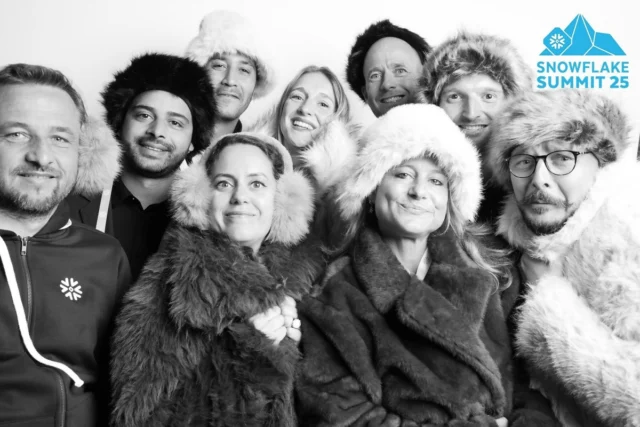 Vibe check! PASSED ✅

Thanks to everyone who used our booth as the official good vibe recalibration station. Your energy was contagious!⚡

#snowflakesummit2025 #bayareaphotobooth #techcommunity